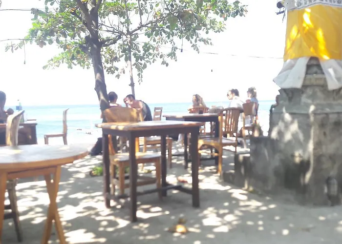 Warung Pantai Guest house *