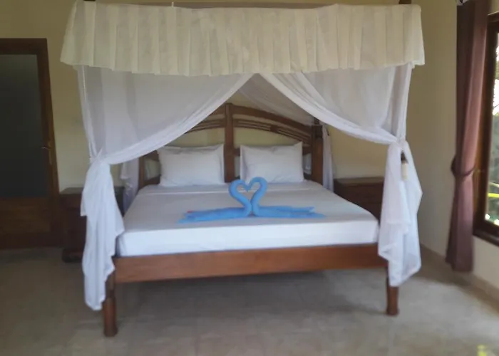 Warung Pantai Guest house *